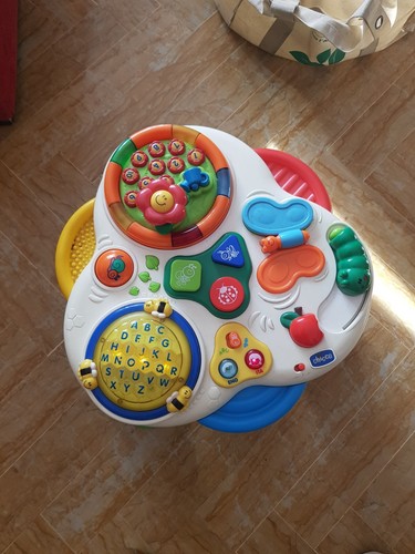 Tavolo per attività - tavolo, chicco